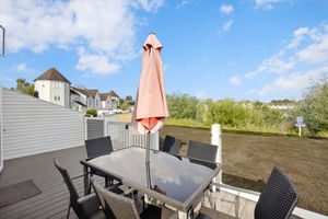 Lakeside deck- click for photo gallery